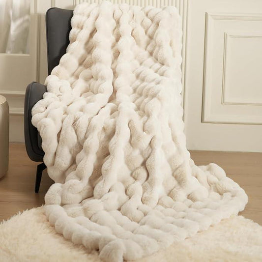 Super Comfort Oversized Warm Thick Bubble Luxury Plush Rabbit Faux Fur Throw Blanket, Fluffy Blanket,Soft Cozy Blanket for Couch Chair Bed Sofa Living Room,White